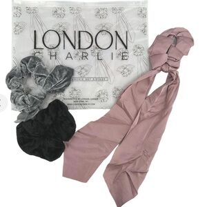 London Charlie 3 Piece
Amy Scrunchie Set, NEW in Bag